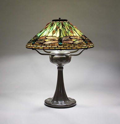 tiffany-dragonfly-lamp